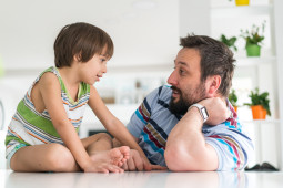 Strengthening Parent-Child Relationships: Expert Tips for Bonding